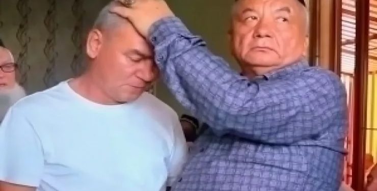 Özbəkistanlı ekstrasens İqbol Soliyev Azərbaycandan çıxarıldı