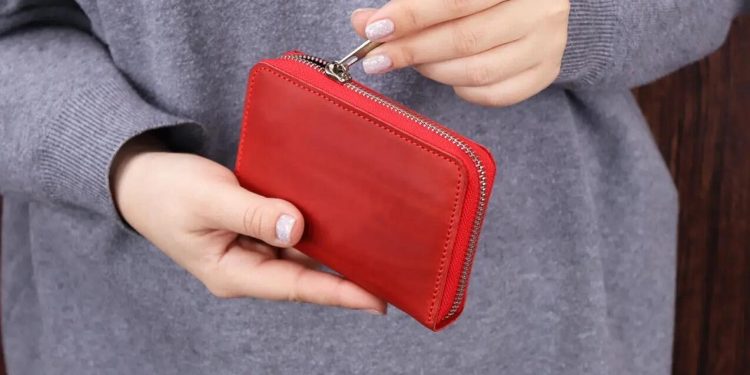 Ölkəmizdə bu qadınlar daha yüksək maaş alır