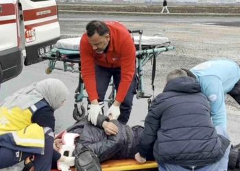 Minik avtomobili və motosiklet toqquşdu: 1 yaralı