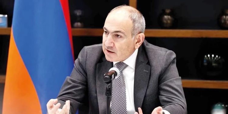 Paşinyan: "Qarabağ mövzusu bağlanır"