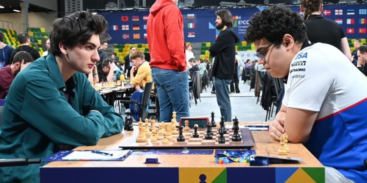 AYDIN SÜLEYMANLI LİDERLİYƏ YÜKSƏLDİ