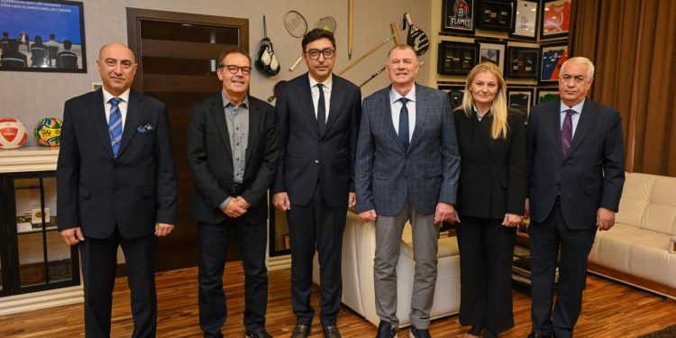 Fərid Qayıbov Avropa Atletika Assosiasiyasının prezidenti Dobromir Karamarinovu qəbul edib