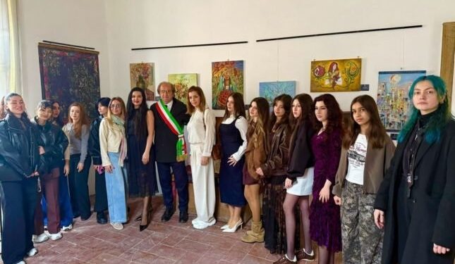 Gənc rəssamlarımız İtaliyada- FOTOLAR