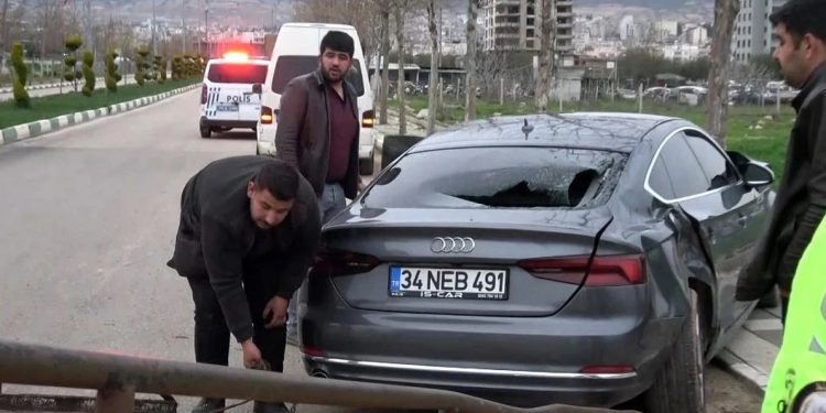 Minik avtomobili və motosiklet toqquşdu:1 yaralı