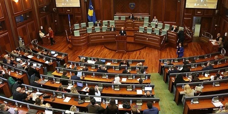 Kosovada parlament buraxıldı