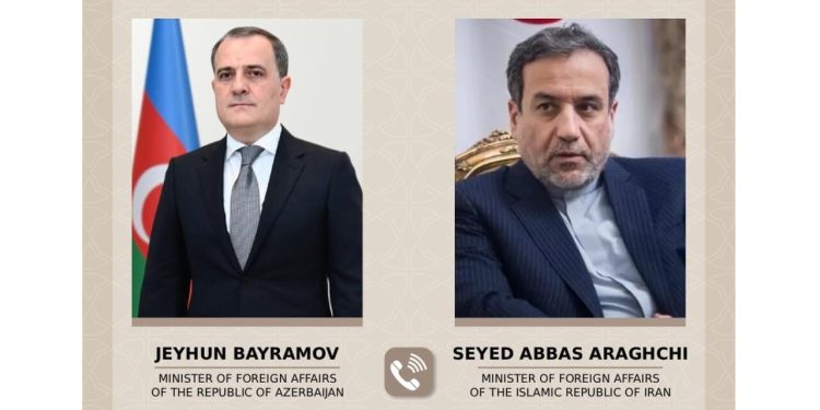 Ceyhun Bayramovla Əraqçi arasında telefon danışığı olub