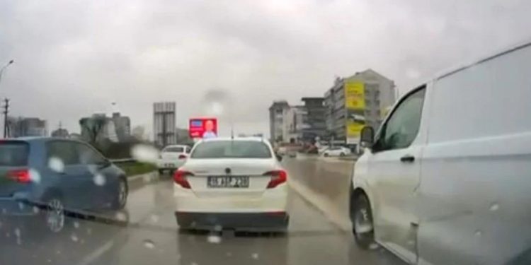 Yol verməmək üstündə mübahisə yarandı