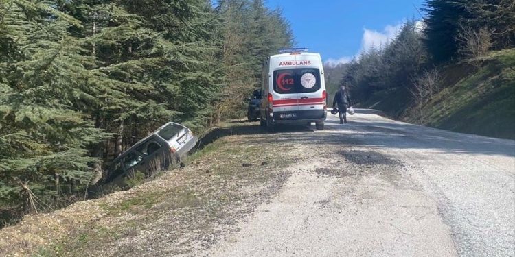 Qəza iki nəfərin yaralanmasına səbəb oldu