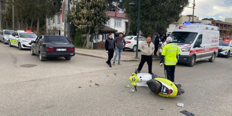 Minik avtomobili və motosiklet toqquşdu: 4 yaralı