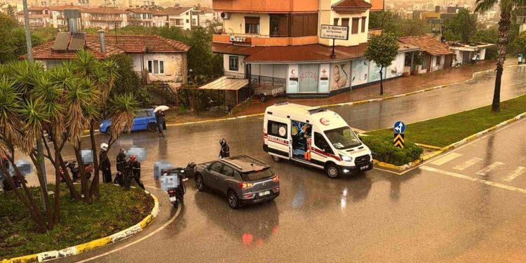 Minik avtomobili və motosiklet toqquşdu: 1 yaralı