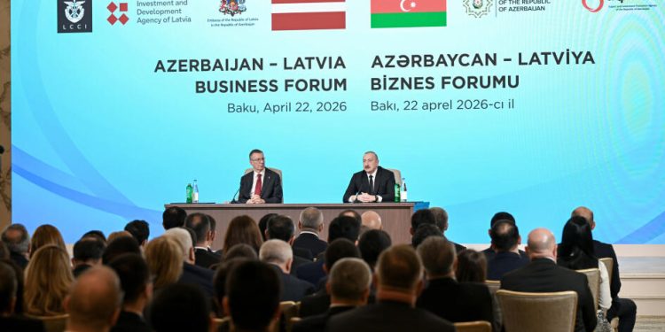 İlham Əliyev: Bizim planımız 2032-ci ilə qədər 8 giqavatlıq Günəş, külək və hidroenerji gücünə malik olmaqdır