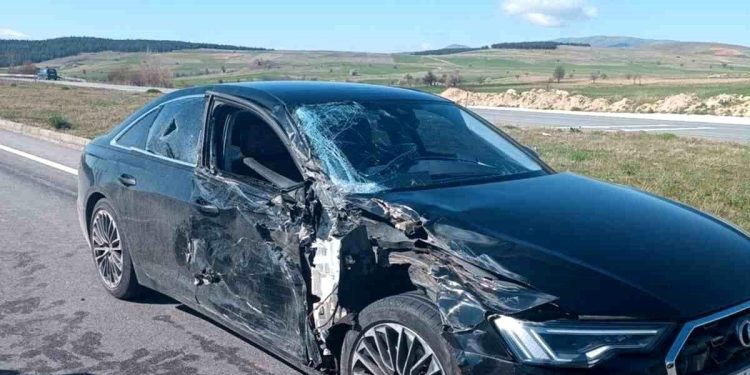 Minik avtomobili və 3 təkərli motosiklet toqquşdu: 2 yaralı