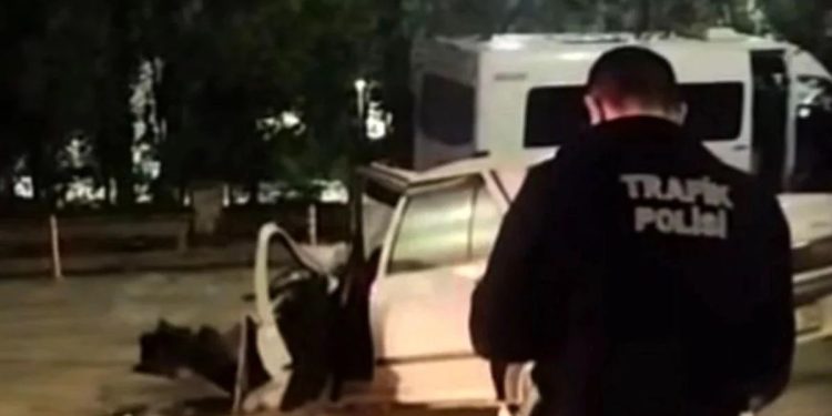 Minik avtomobili və işçiləri daşıyan servis avtobusu toqquşdu: 7 yaralı