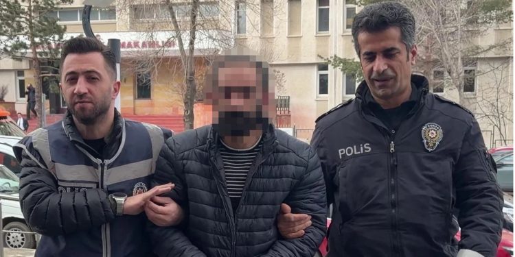 Sərxoş sürücü velosiped sürəni vurdu