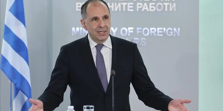 Yunanıstan hərəkətə keçdi