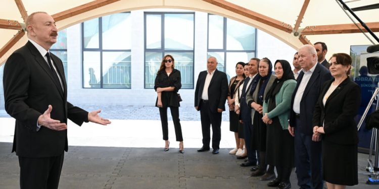 İlham Əliyev: Cəbrayılda bizim ən böyük Günəş elektrik stansiyaları inşa edilir