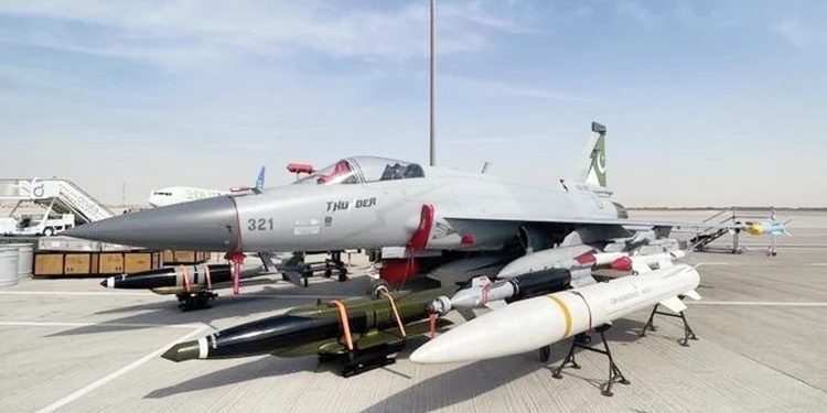 Pakistan Səudiyyəyə hərbi qüvvə göndərdi