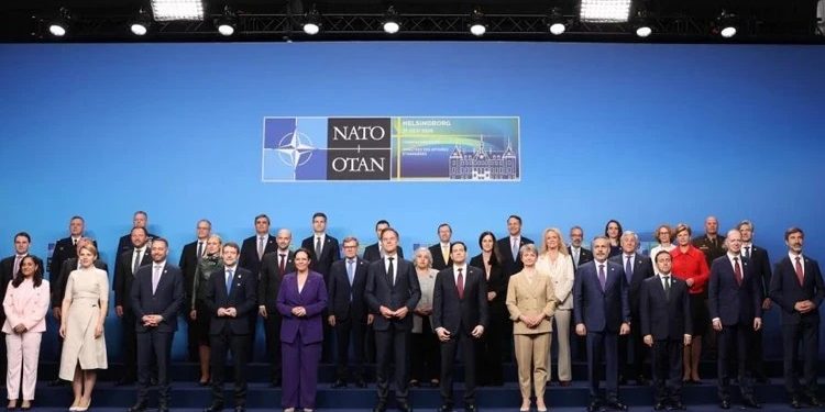 İsveçdə NATO toplantısı baş tutdu