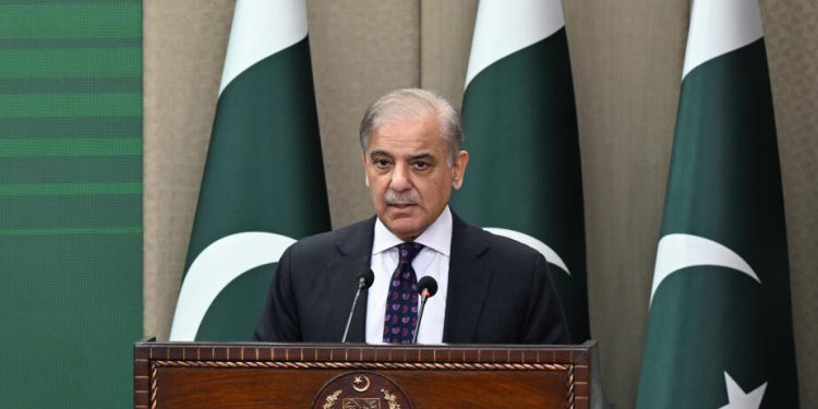Şahbaz Şərif Prezident İlham Əliyevi təbrik edib