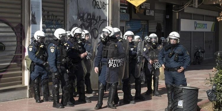 Yunanıstanda korrupsiya əməliyyatı