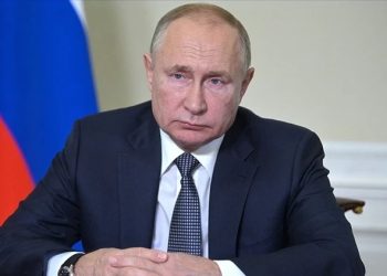 Putin qaz ödənişləri ilə bağlı qərar verdi