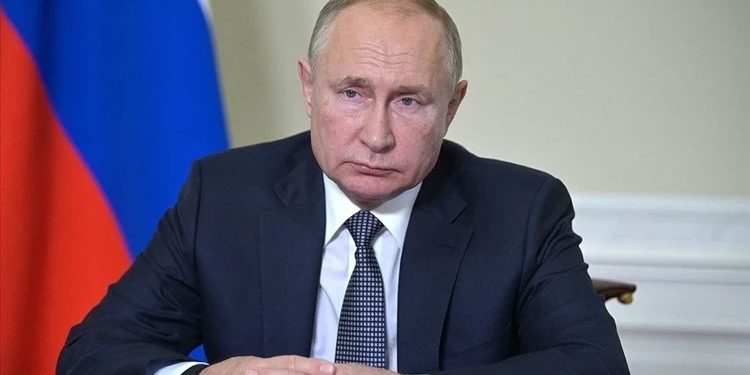 Putin qaz ödənişləri ilə bağlı qərar verdi