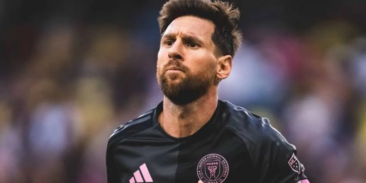 Roberto Karlos: “Messi DÇ-2030-da da oynaya bilər”