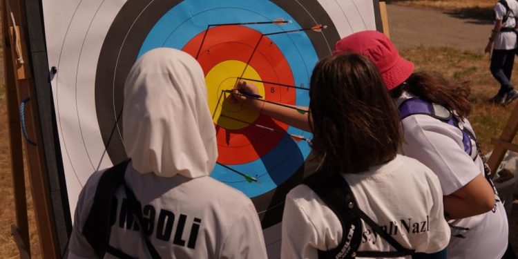 Kamandan oxatma üzrə ölkə birinciliyinə uğurla yekun vurulub