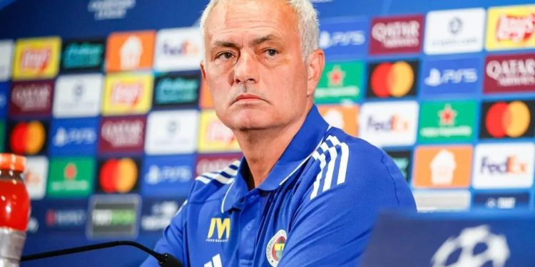 Mourinyo 6 futbolçunu “Real”dan göndərəcək