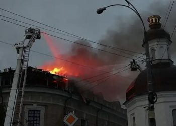 Rusiya Ukraynaya genişmiqyaslı hücum etdi