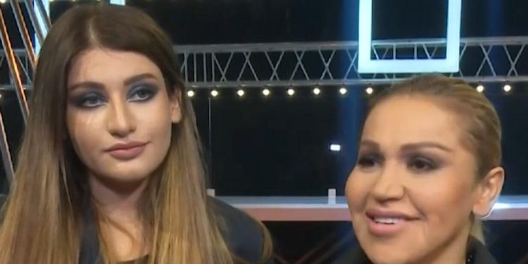 Rəqsanənin qızı adını dəyişdirdi