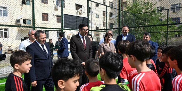 “Sağlam məhəllə” layihəsi çərçivəsində idman zonaları istifadəyə verilib