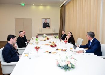 Leyla Əliyeva Vatikan Apostol Kitabxanası və Apostol Arxivinin rəhbəri ilə görüşüb -FOTOLAR
