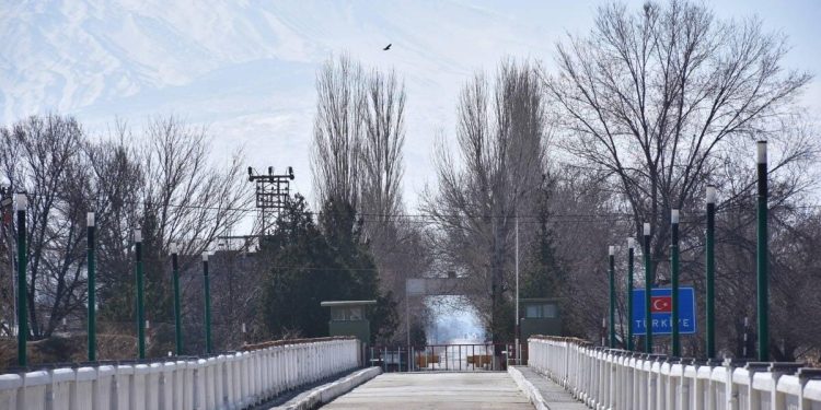 Türkiyə və Ermənistan arasında yeni razılaşma: Sərhədlər açılır