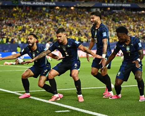 Brazilya 3 xalı 3 cavabsız qolla qazandı