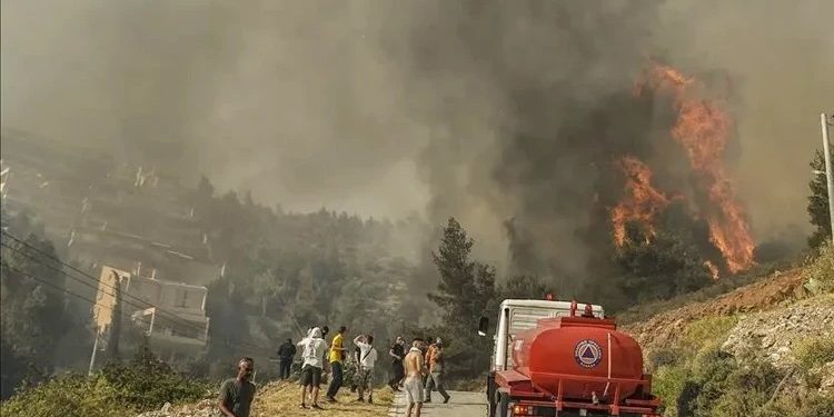 Yunanıstanda meşə yanğını: 2 ölü