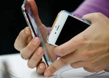 Çexiyada telefon qadağası