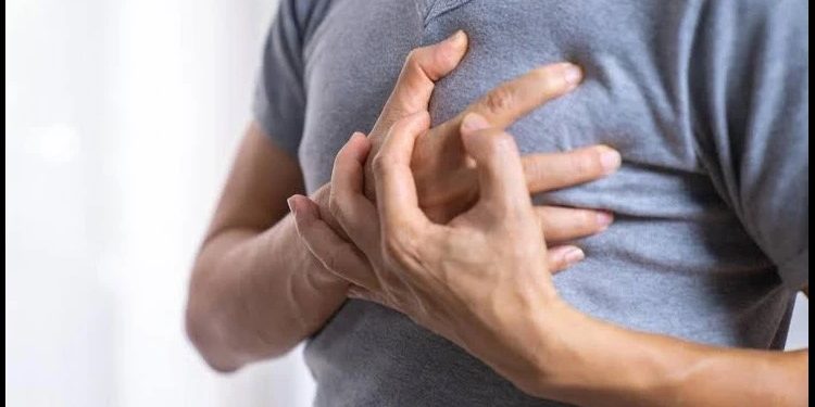 Araşdırma: İnfarkt xəstələrinin qanında mikroplastik aşkarlandı