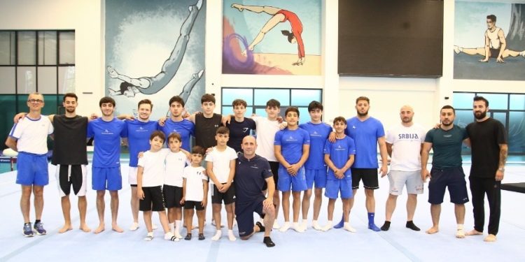 Milli Gimnastika Arenasında Matteo Morandi tərəfindən ustad dərsi keçirilib