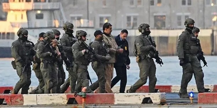 Maduro məhkəmə qarşısına çıxarıldı