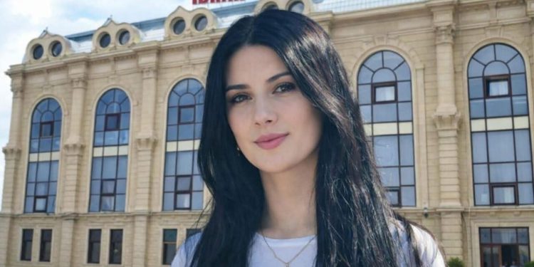 Müəllimini güllələməkdə təqsirləndirilən şagirdin məhkəməsində yeni qərar