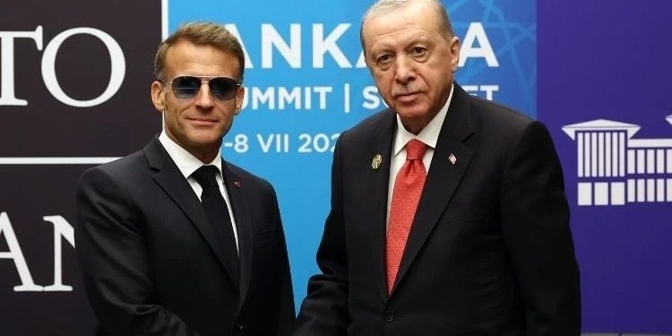 Makrondan Ərdoğan paylaşımı