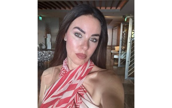 Heç kim 54 yaşı olduğuna inanmır - Bodrum görüntüləri müzakirə yaratdı - FOTOLAR