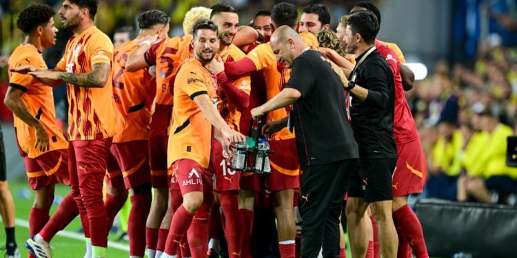“Qalatasaray”ın futbolçusunun toyu oldu - FOTO