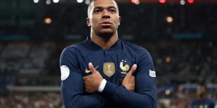 Mbappe Messini keçdi