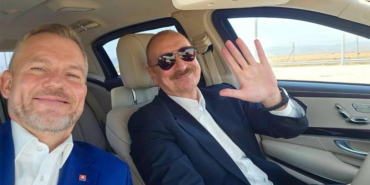 Peter Pelleqrini Prezident İlham Əliyevlə avtomobildə selfi çəkdirib