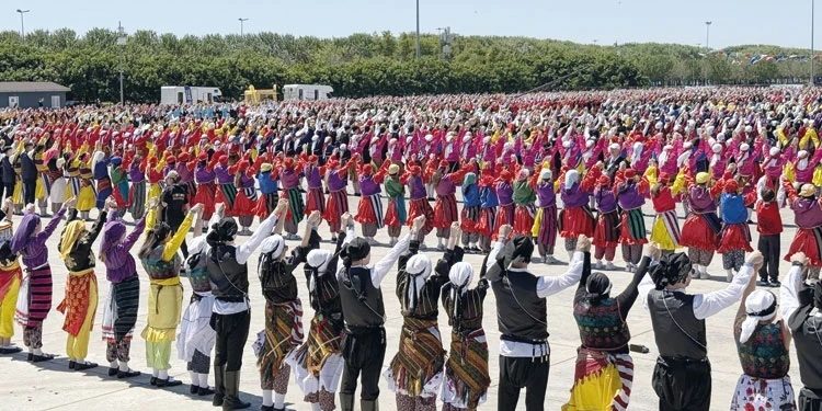 Horon rekordu Yunanıstanda narazılıq yaratdı