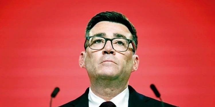 Britaniyada yeni baş nazir vəzifəsinə başlayacaq