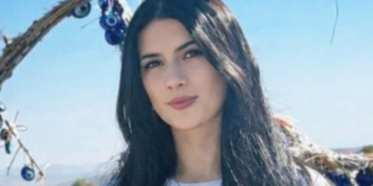 Müəllimi güllələməkdə təqsirləndirilən yeniyetmənin məhkəməsində ittiham aktı elan edilib