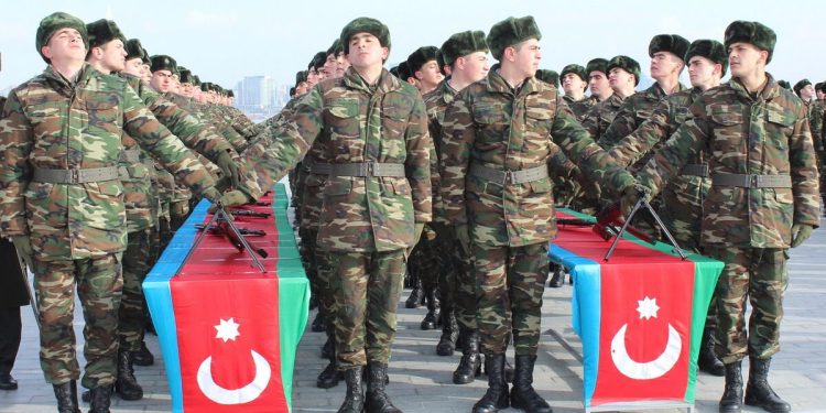 Azərbaycanda kimlər əsgərliyə çağırılmır?